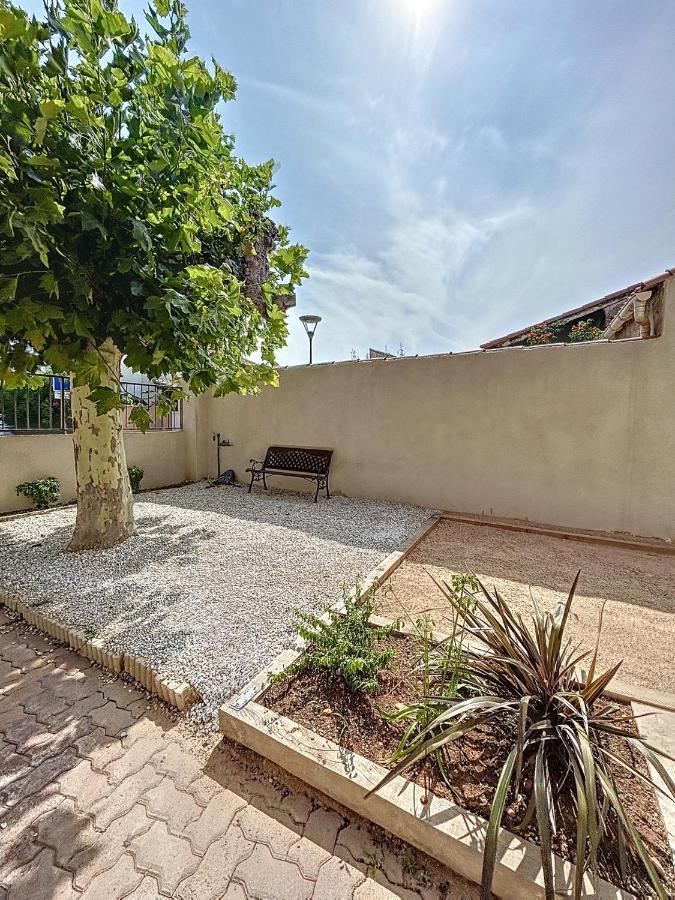 Charmante Maison De Avec Jardin, Terrasse Et Terrain De Petanque Fos-sur-Mer
