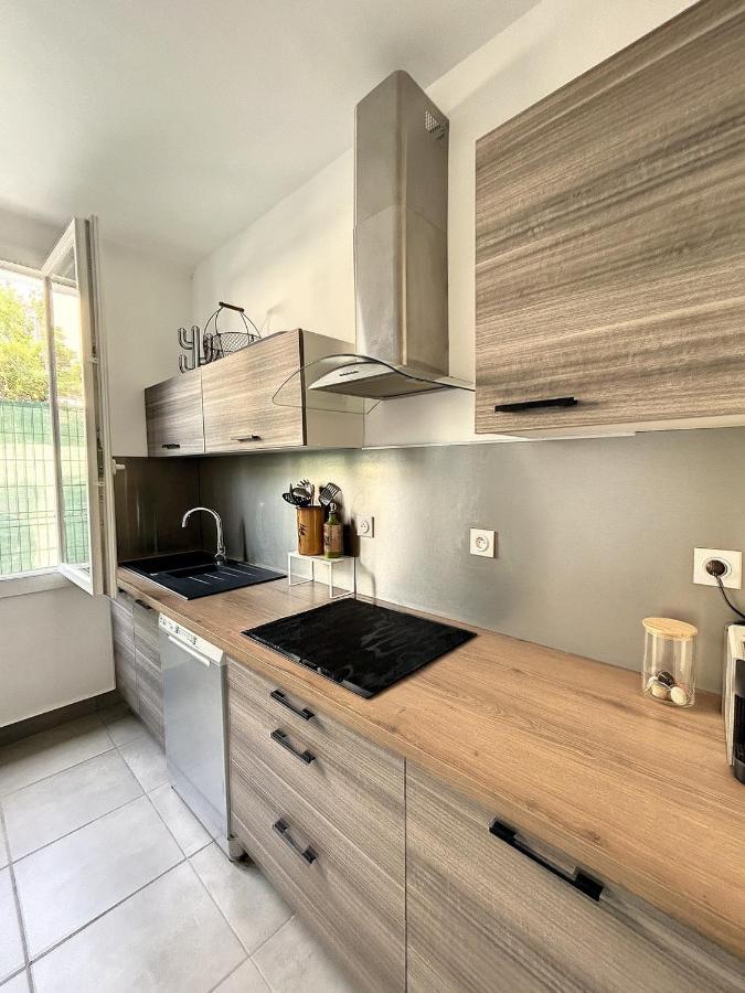 Charmante Maison De Avec Jardin, Terrasse Et Terrain De Petanque *