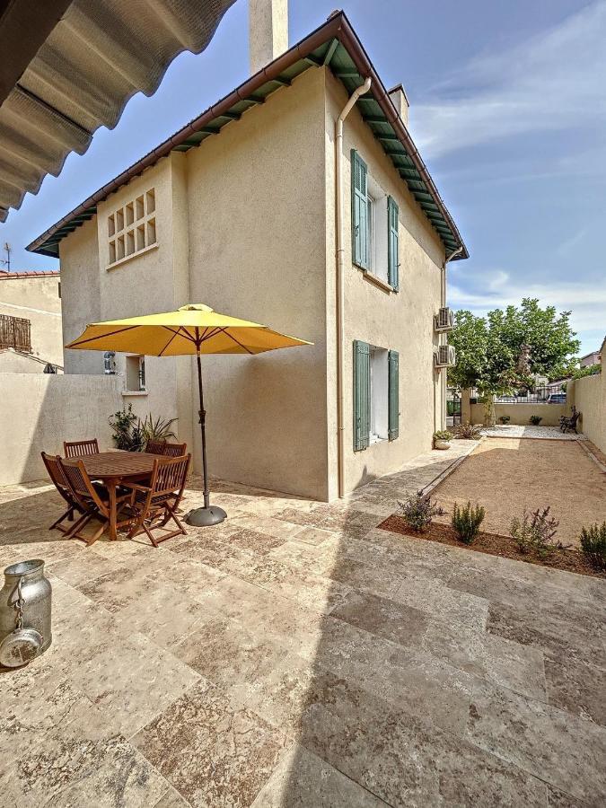 Vakantiehuis Charmante Maison De Avec Jardin, Terrasse Et Terrain De Petanque Fos-sur-Mer