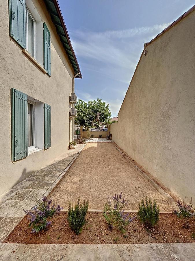 Hébergement de vacances Charmante Maison De Avec Jardin, Terrasse Et Terrain De Petanque *